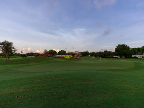 Riviera Country Club
