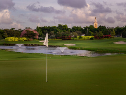 Riviera Country Club
