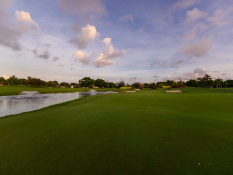 Riviera Country Club