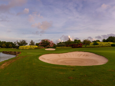 Riviera Country Club