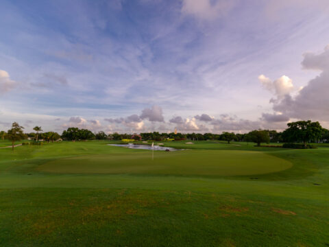 Riviera Country Club