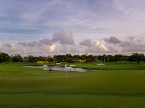 Riviera Country Club